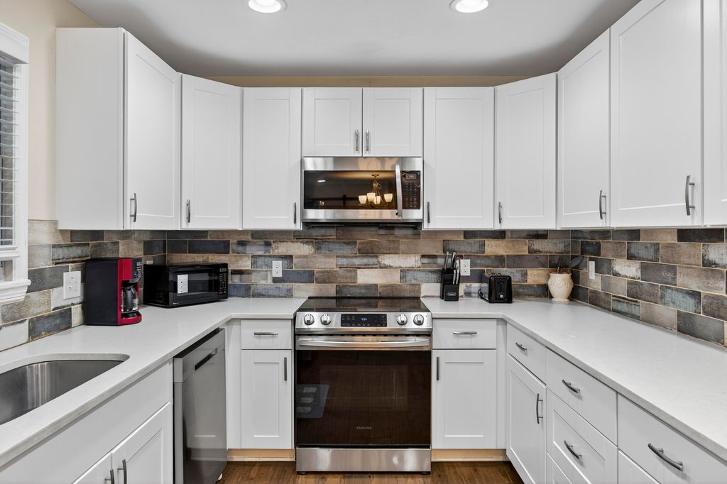 112 Pullman Avenue, Summerville, SC 29486