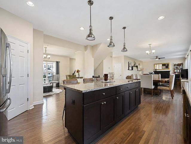 45242 WOODHAVEN DR, California, MD 20619