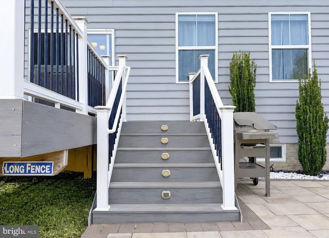 45242 WOODHAVEN DR, California, MD 20619