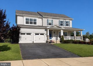 45242 WOODHAVEN DR, California, MD 20619