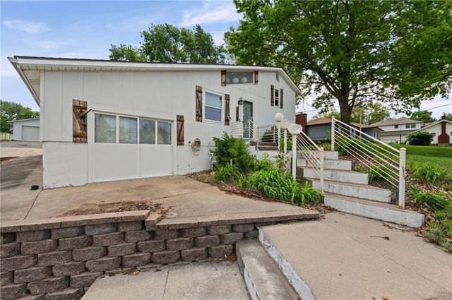 2509 S 53rd Street, Kansas City, KS 66106