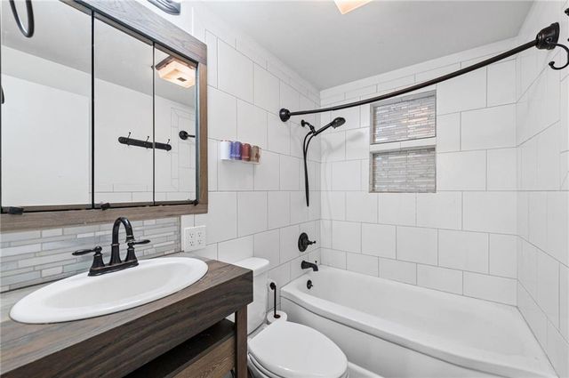 2509 S 53rd Street, Kansas City, KS 66106