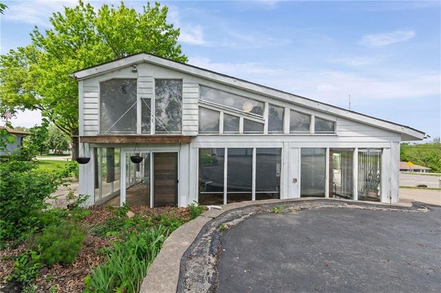 2509 S 53rd Street, Kansas City, KS 66106