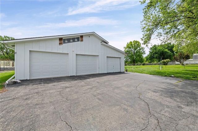 2509 S 53rd Street, Kansas City, KS 66106