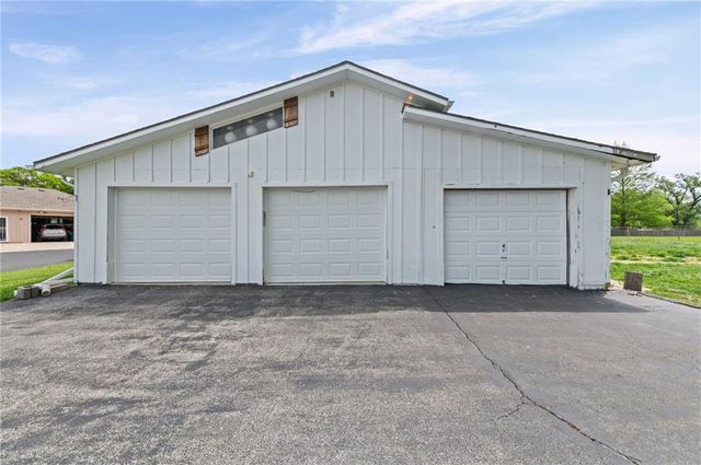 2509 S 53rd Street, Kansas City, KS 66106