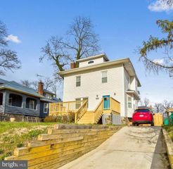 2913 CHELSEA TER, Baltimore, MD 21216