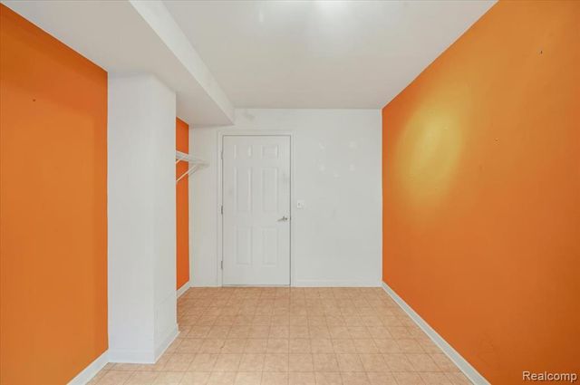 30881 Lee Frank Lane, Madison Heights, MI 48071