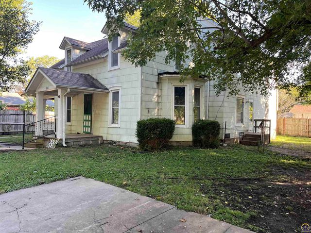 801 W 7th Ave, Emporia, KS 66801