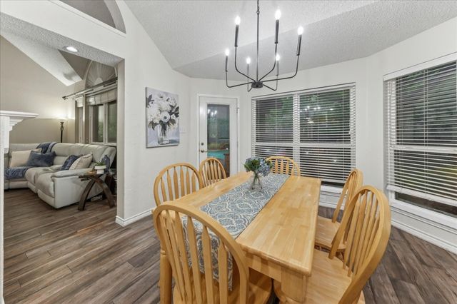 4016 Stone Brooke Drive, Grapevine, TX 76051