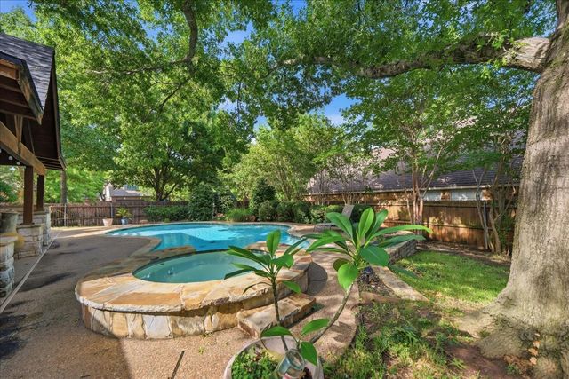 4016 Stone Brooke Drive, Grapevine, TX 76051