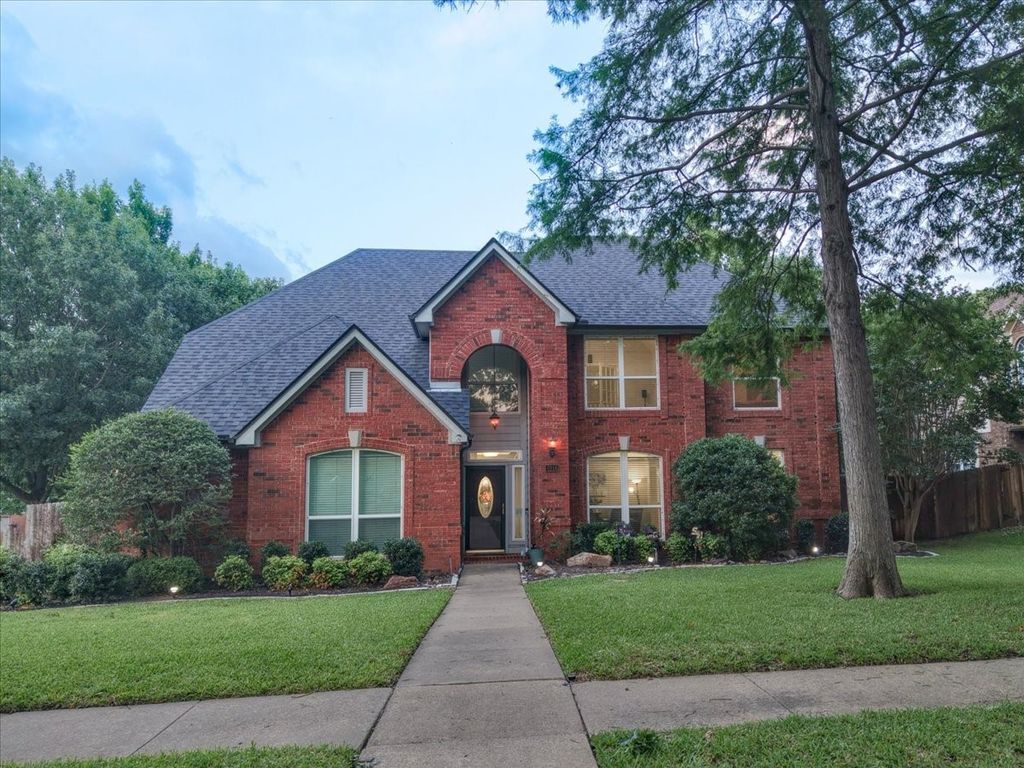 4016 Stone Brooke Drive, Grapevine, TX 76051