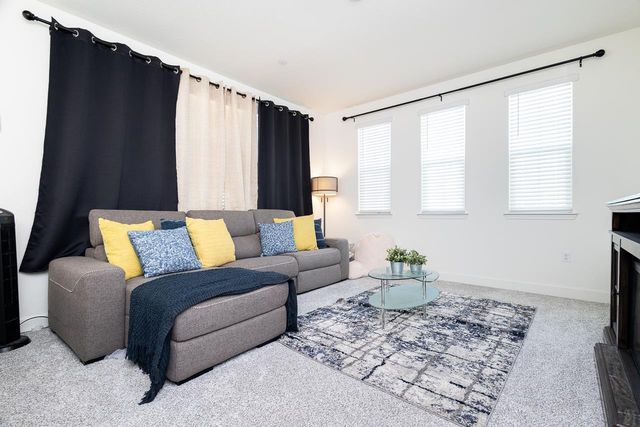 3596 Birdland Ave, Sacramento, CA 95835