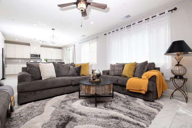 3596 Birdland Ave, Sacramento, CA 95835