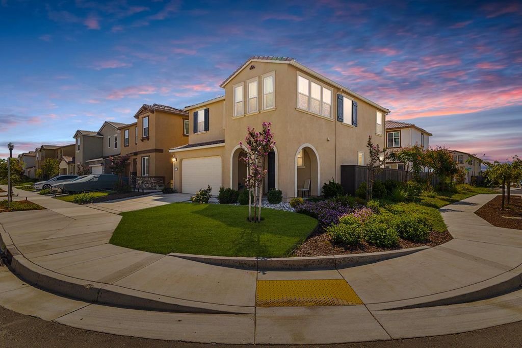 3596 Birdland Ave, Sacramento, CA 95835