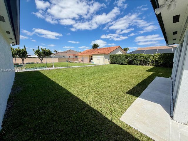 13431 SW 32nd St, Miami, FL 33175