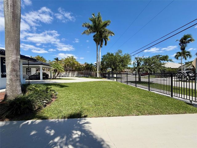 13431 SW 32nd St, Miami, FL 33175