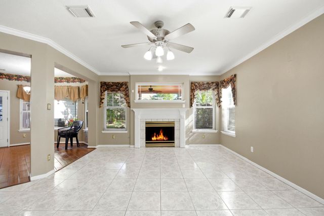 2718 Honeysuckle Walk, Spring, TX 77388