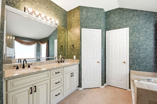 2718 Honeysuckle Walk, Spring, TX 77388