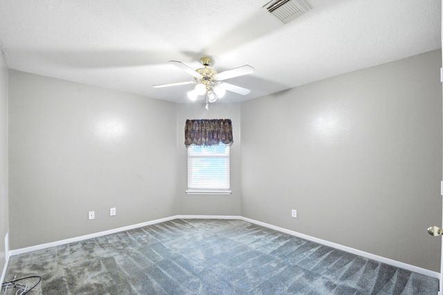 2718 Honeysuckle Walk, Spring, TX 77388
