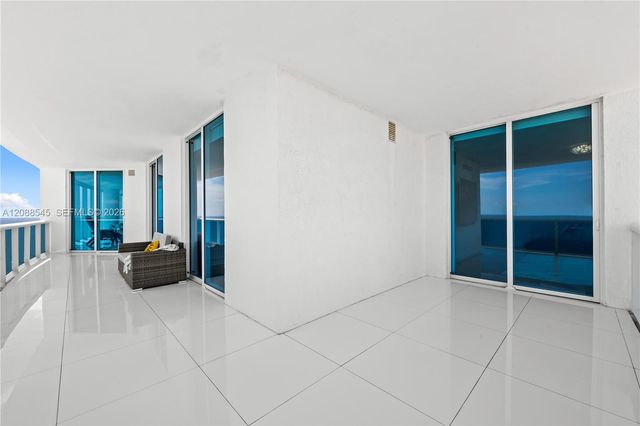 2711 S Ocean Drive 1902, Hollywood, FL 33019