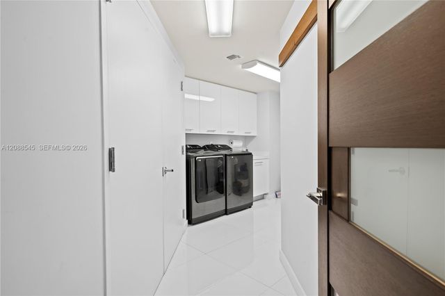 2711 S Ocean Drive 1902, Hollywood, FL 33019