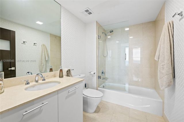2711 S Ocean Drive 1902, Hollywood, FL 33019