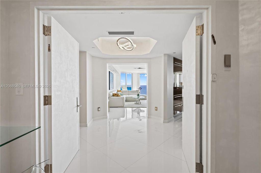 2711 S Ocean Drive 1902, Hollywood, FL 33019
