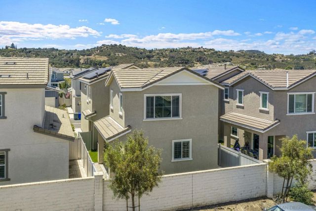 27759 Old Dairy Way, Valley Center, CA 92082