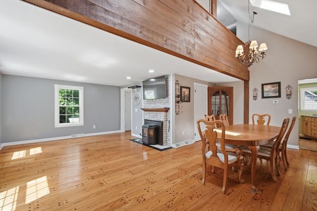 75 Tioga St, Springfield, MA 01128