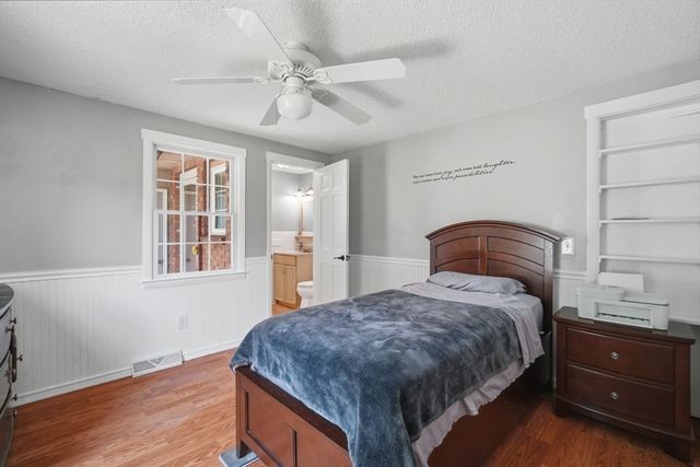 75 Tioga St, Springfield, MA 01128