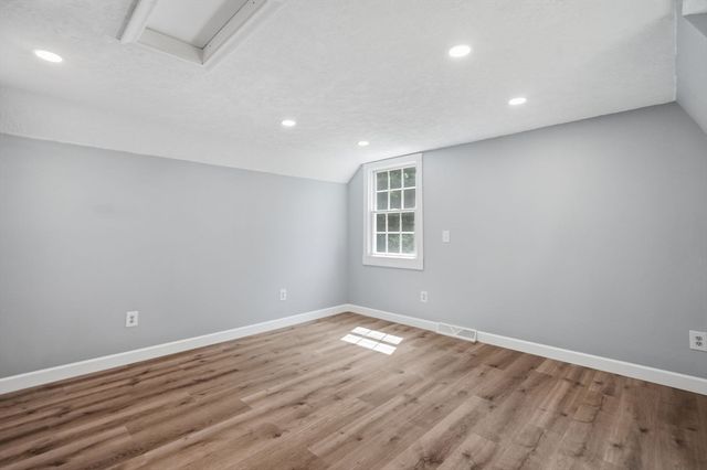 75 Tioga St, Springfield, MA 01128