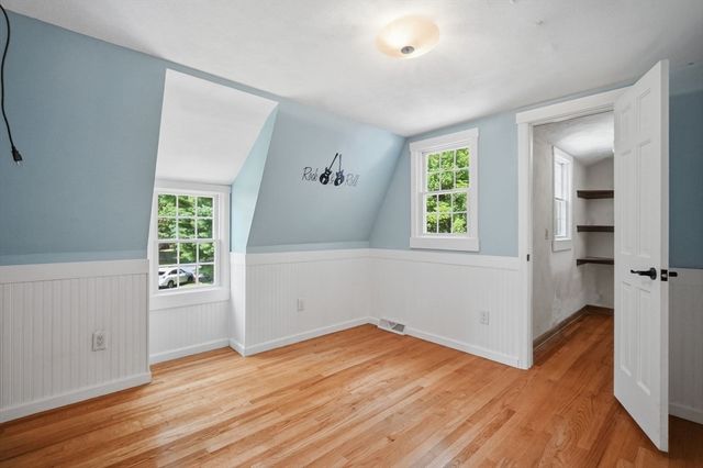 75 Tioga St, Springfield, MA 01128