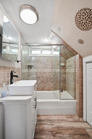 75 Tioga St, Springfield, MA 01128
