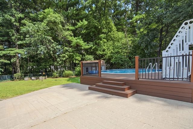 75 Tioga St, Springfield, MA 01128