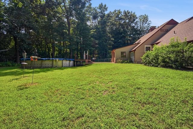75 Tioga St, Springfield, MA 01128