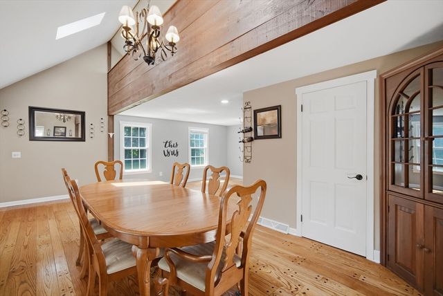 75 Tioga St, Springfield, MA 01128