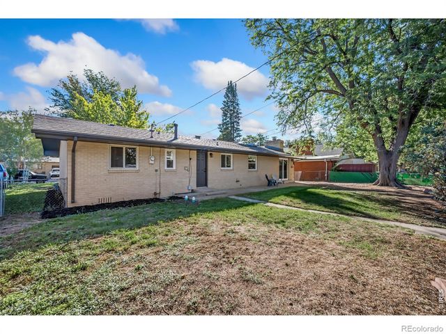 1815 Collyer Street, Longmont, CO 80501