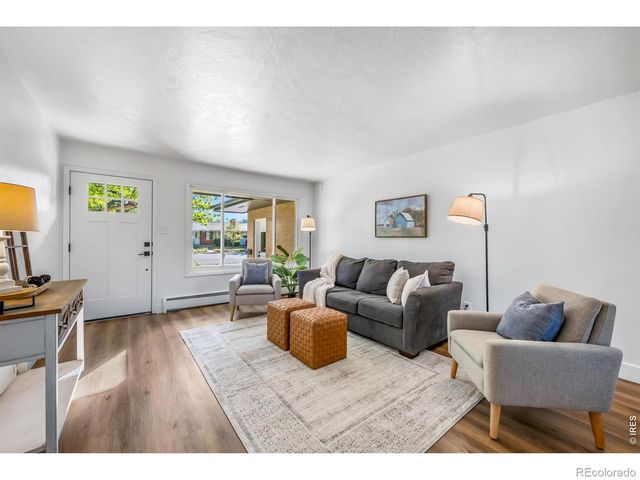 1815 Collyer Street, Longmont, CO 80501