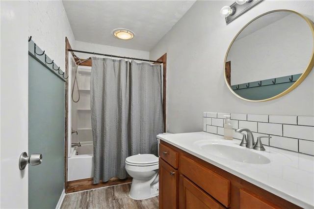 520 E 14th Street, Ottawa, KS 66067