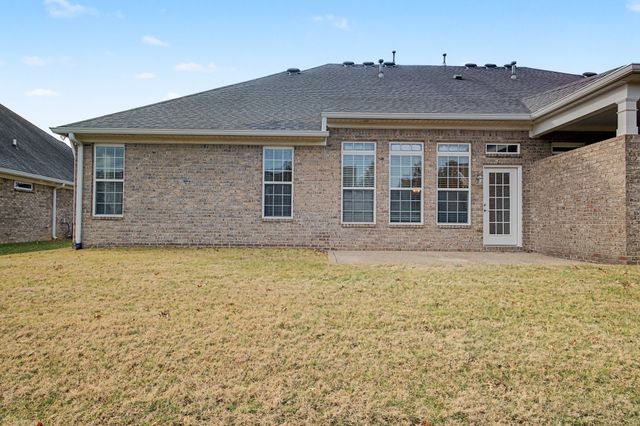 1124 Chickadee Cir, Hermitage, TN 37076
