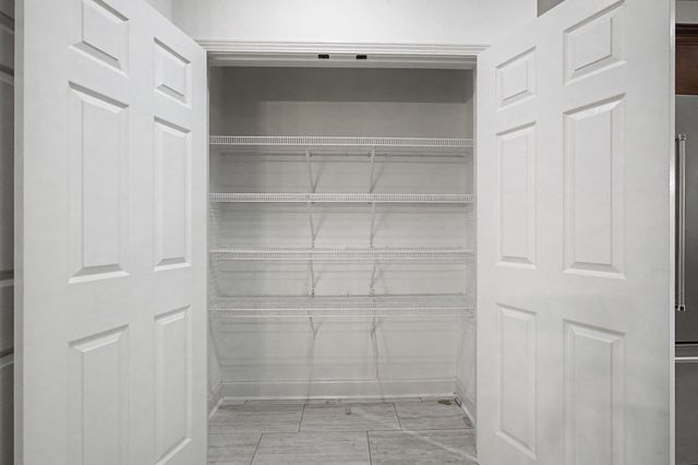 1124 Chickadee Cir, Hermitage, TN 37076