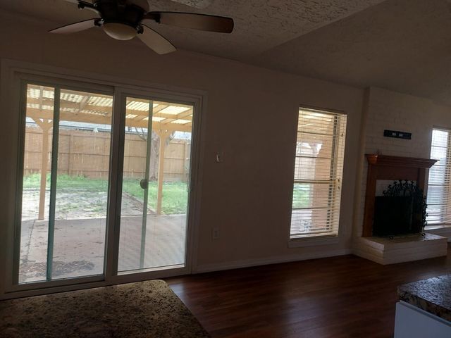 1924 Myrna Lane, Katy, TX 77493