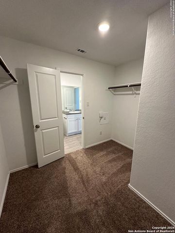 2422 Broken Arrow, New Braunfels, TX 78130