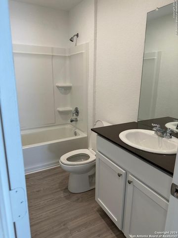 2422 Broken Arrow, New Braunfels, TX 78130