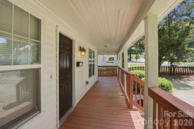 4514 Wildwood Avenue, Charlotte, NC 28208