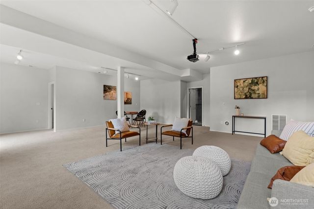 5808 60th Street W, University Place, WA 98467
