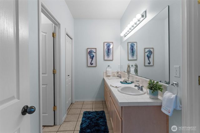 5808 60th Street W, University Place, WA 98467