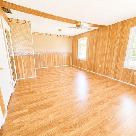 102 Bradley Drive, Richmond, KY 40475