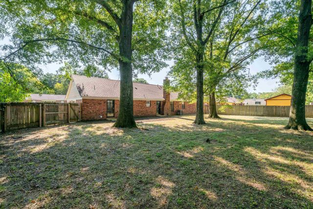 4109 OAKBEND DR, Memphis, TN 38115