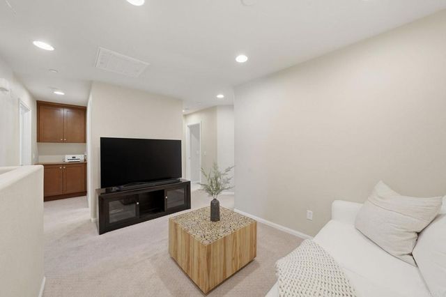 2212 Laramie Way, San Marcos, CA 92078